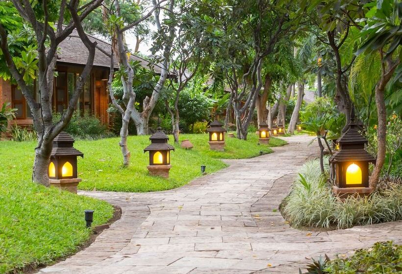 The Hotel @ Tharabar Gate