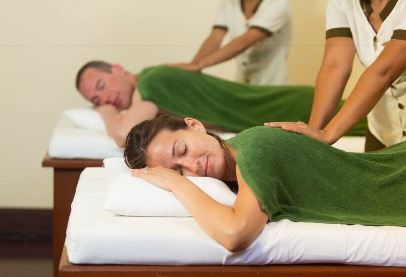 The Hotel @ Tharabar Gate