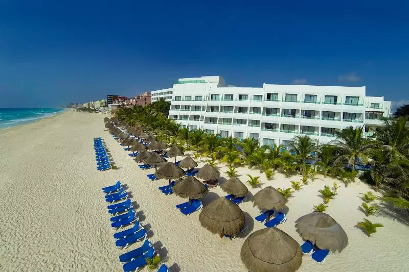 Resort Flamingo Cancun - All Inclusive