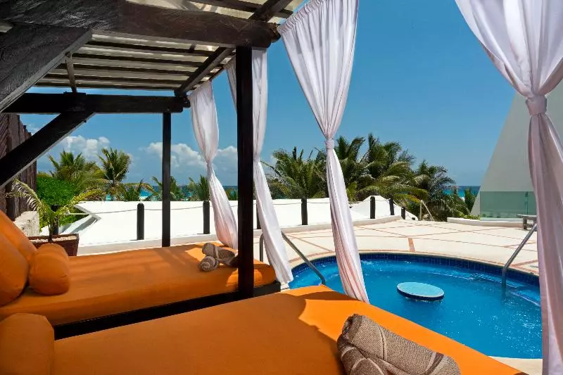 Resort Flamingo Cancun - All Inclusive