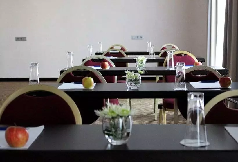 בית מלון כפרי Best Western soibelmanns Frankfurt Airport