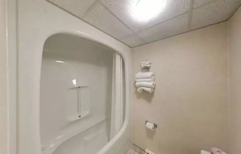 ホテル Kings Inn Near The Falls