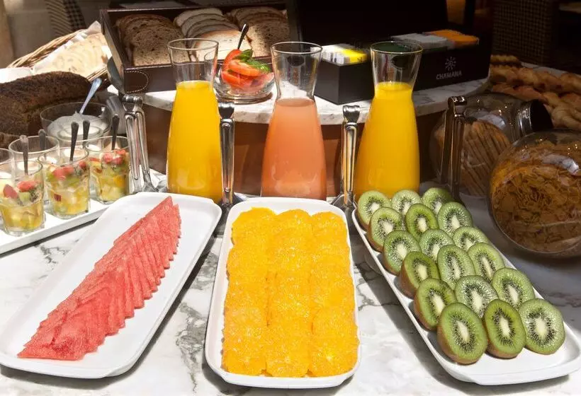 هتل NH Córdoba Urbano