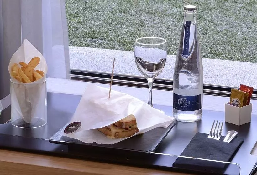 هتل NH Córdoba Urbano