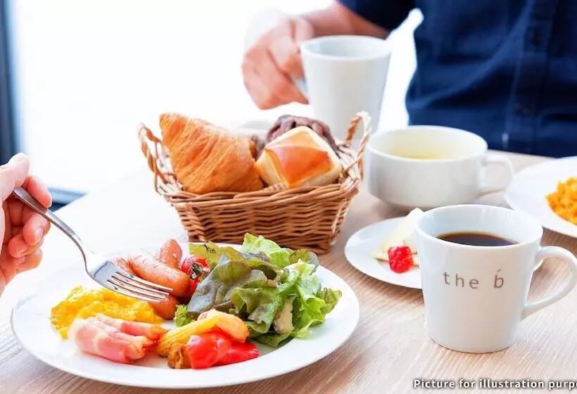 בית מלון כפרי The B Akasaka