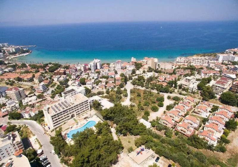 Tuntas Family Suites Kusadasi