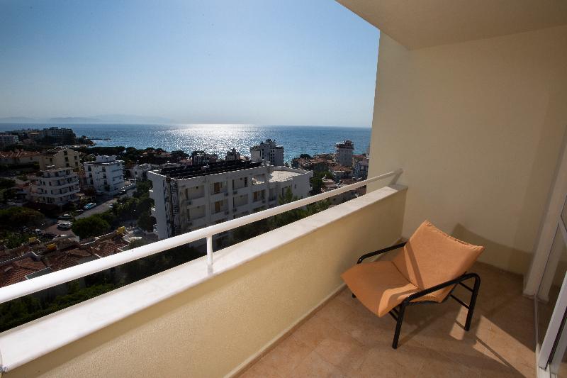 Tuntas Family Suites Kusadasi