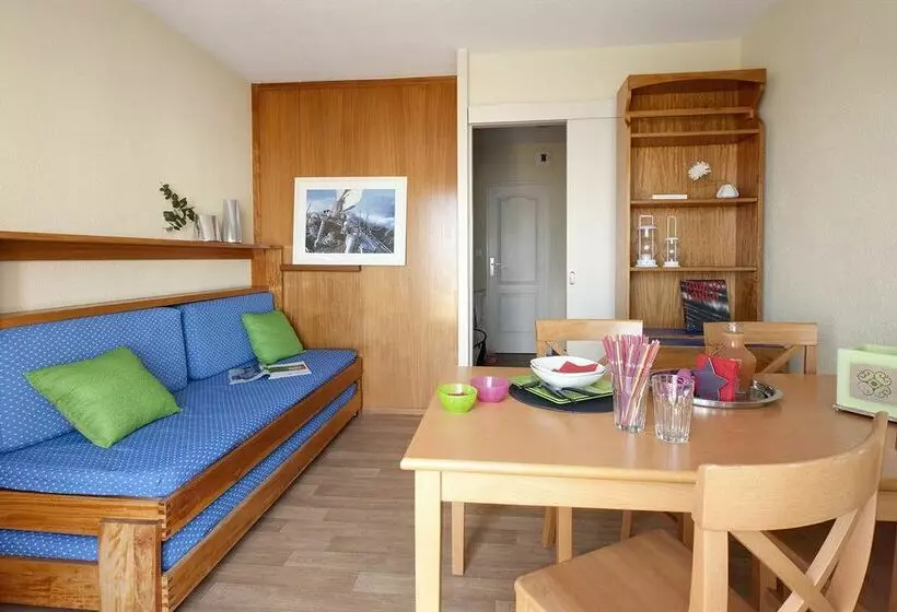 Appartments Résidence Maeva Hyères Parc 1