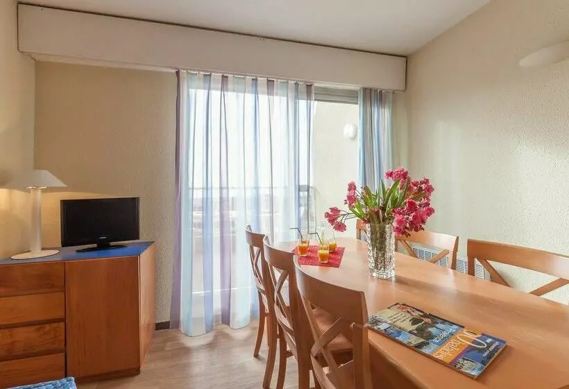 Appartments Résidence Maeva Hyères Parc 1