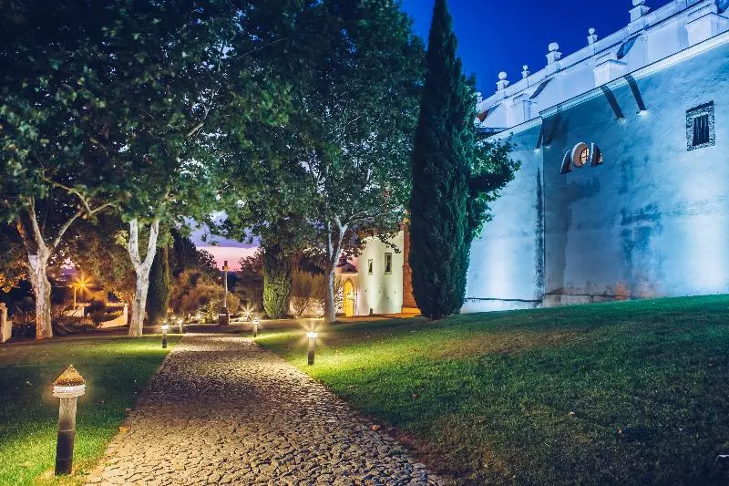 Convento Do Espinheiro, Historic Hotel & Spa