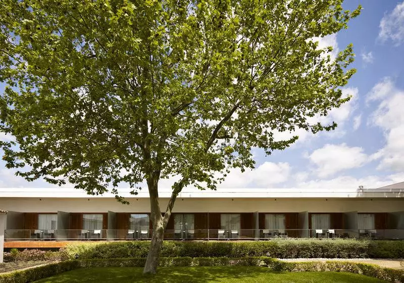 Convento Do Espinheiro, Historic Hotel & Spa