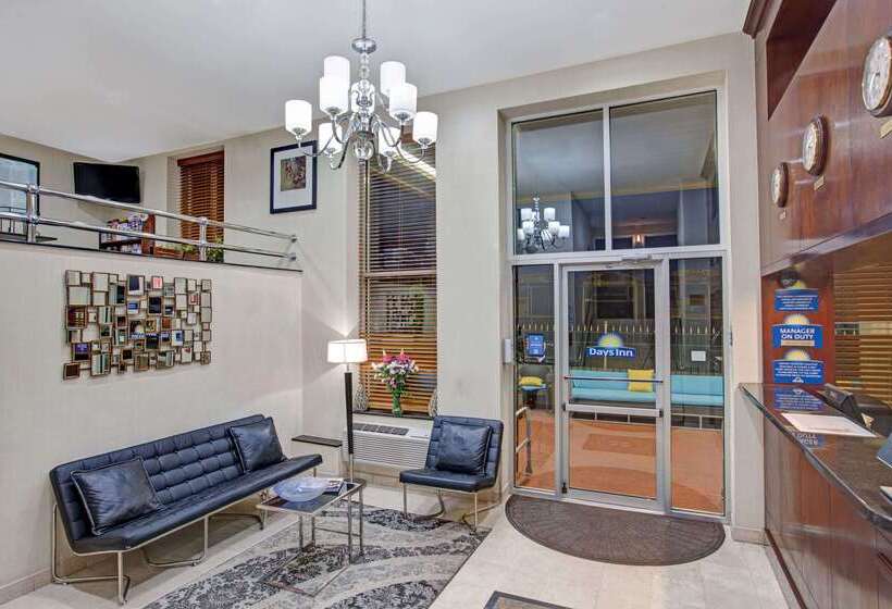 Hotel Days Inn By Wyndham Jamaica / Jfk Airport