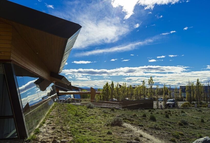 هتل Design Suites Calafate