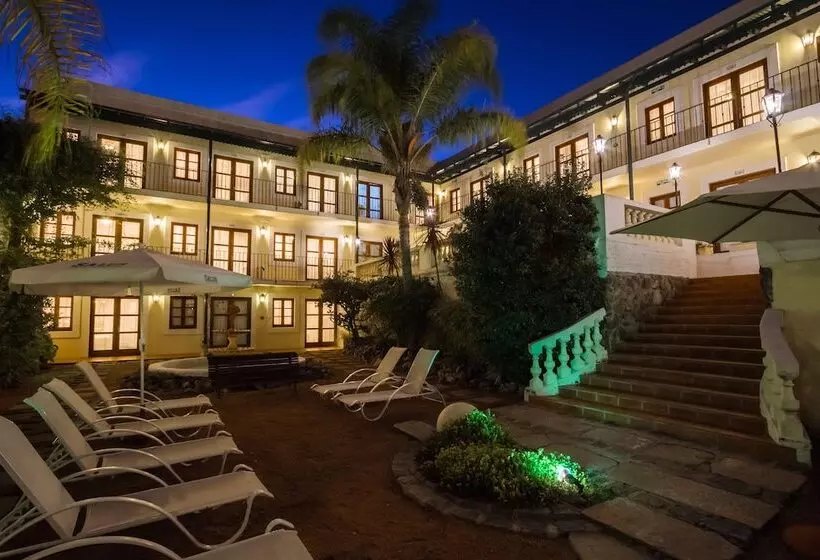 هتل Don Antonio Posada