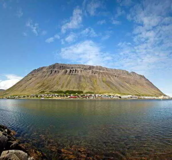 בית מלון כפרי Edda Isafjordur