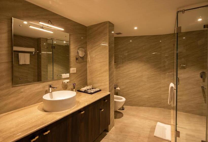 Goldfinch Hotel Bangalore