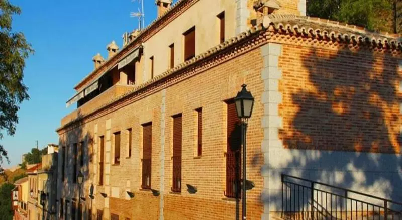 هتل Medina De Toledo