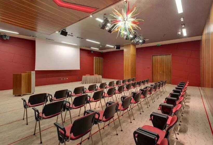 Hotel Pelegrin Plava Laguna