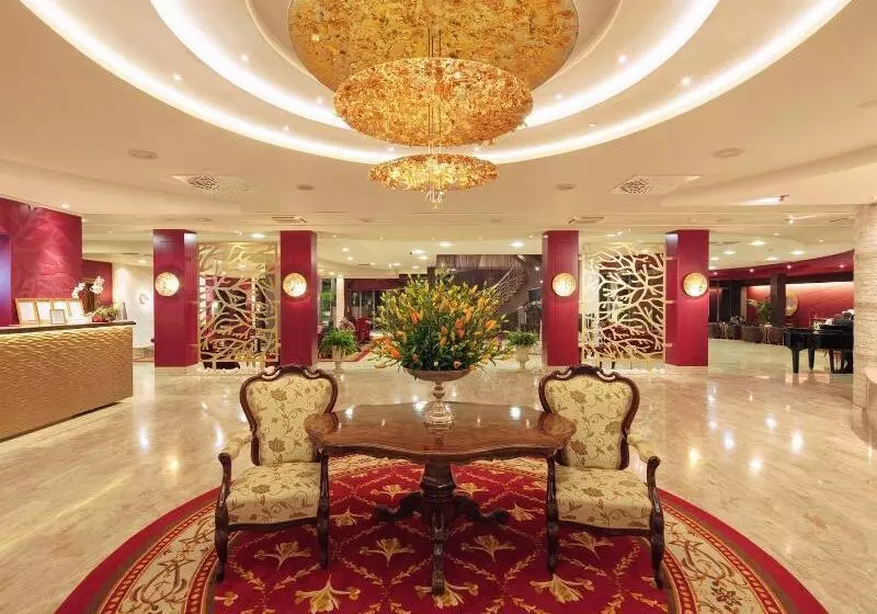 Hotel Pelegrin Plava Laguna