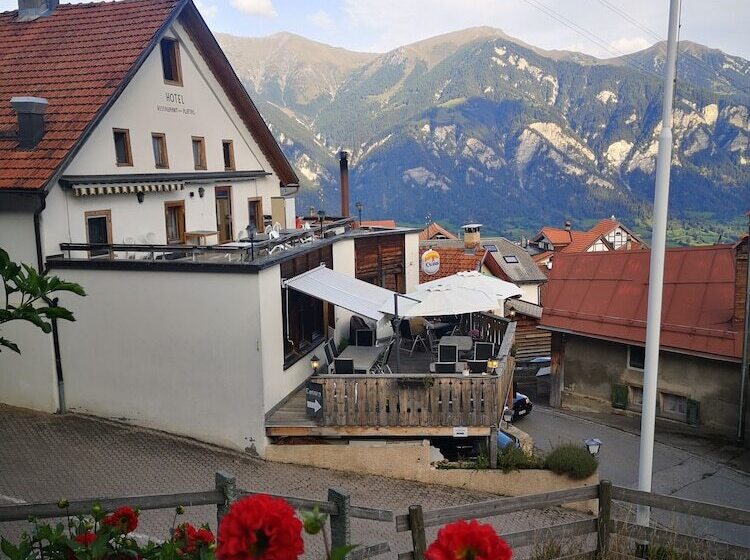 Hotel Plattas