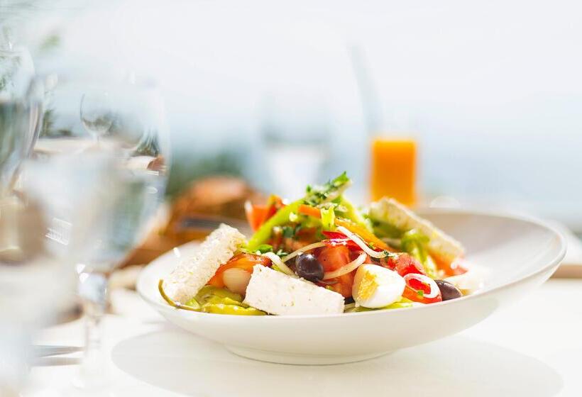 בית מלון כפרי Potidea Palace