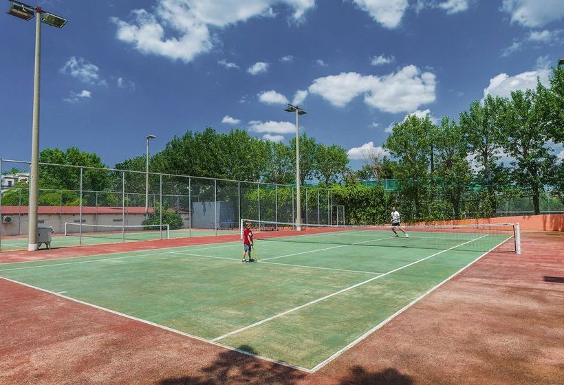 בית מלון כפרי Potidea Palace