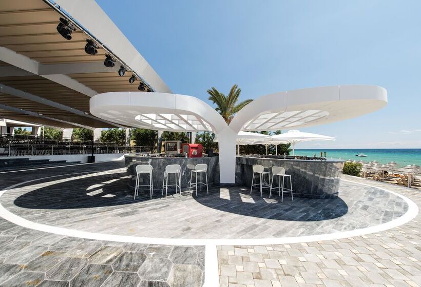 בית מלון כפרי Potidea Palace