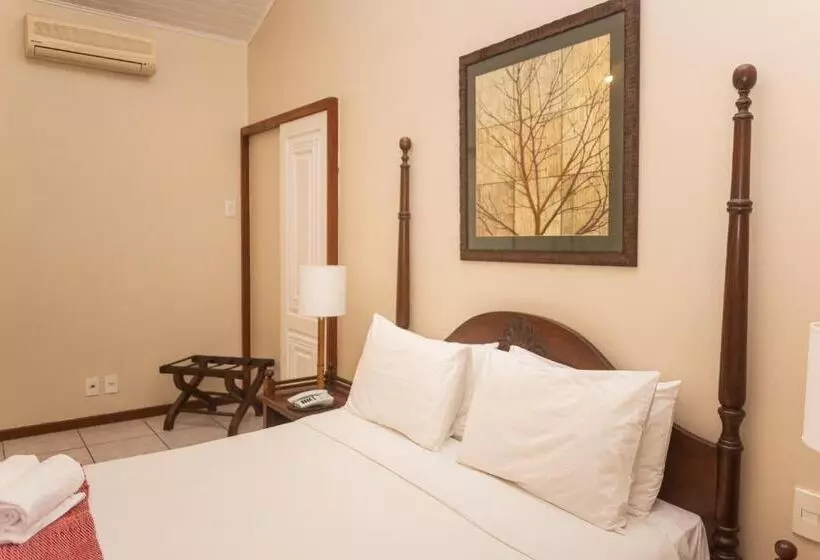 Hotel Pousada Corsario Buzios