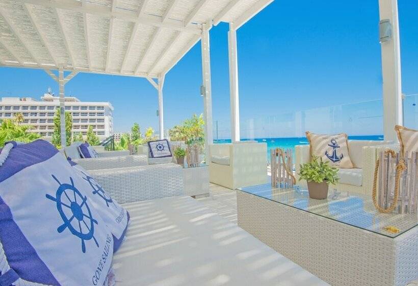 هتل Silver Sands Beach