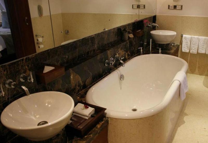 בית מלון כפרי Taj Malabar Resort & Spa, Cochin