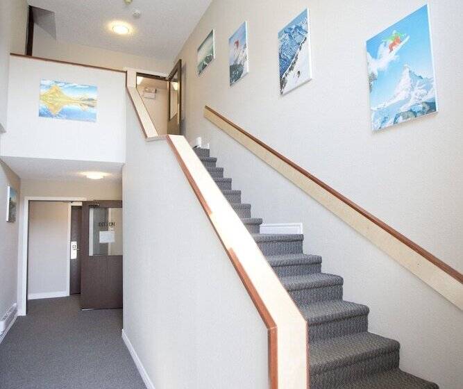 בית מלון כפרי Valemount Vacation Inn