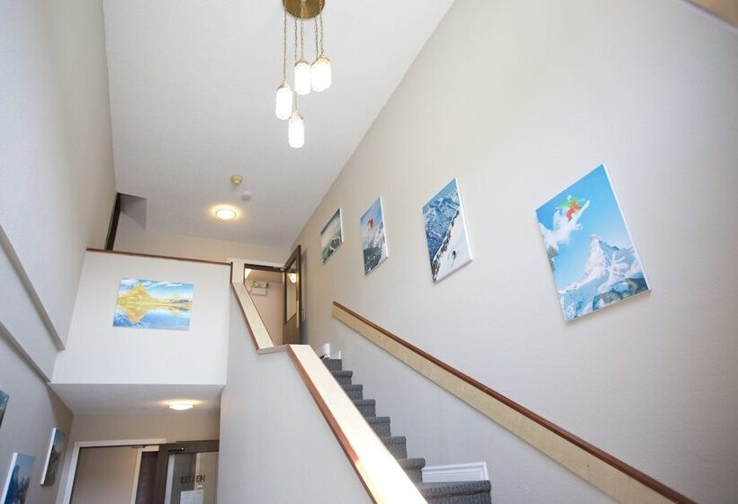 בית מלון כפרי Valemount Vacation Inn