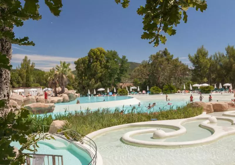 Resort Otel Residence Pierre & Vacances Les Restanques Du Golfe De Sainttropez