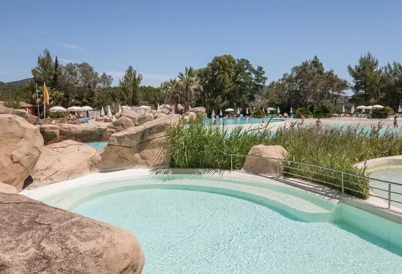 استراحتگاه Residence Pierre & Vacances Les Restanques Du Golfe De Sainttropez