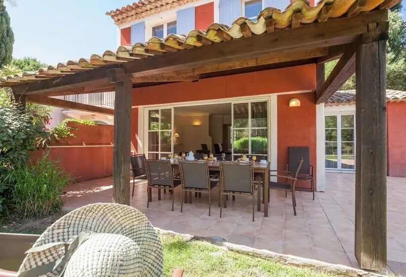 استراحتگاه Residence Pierre & Vacances Les Restanques Du Golfe De Sainttropez
