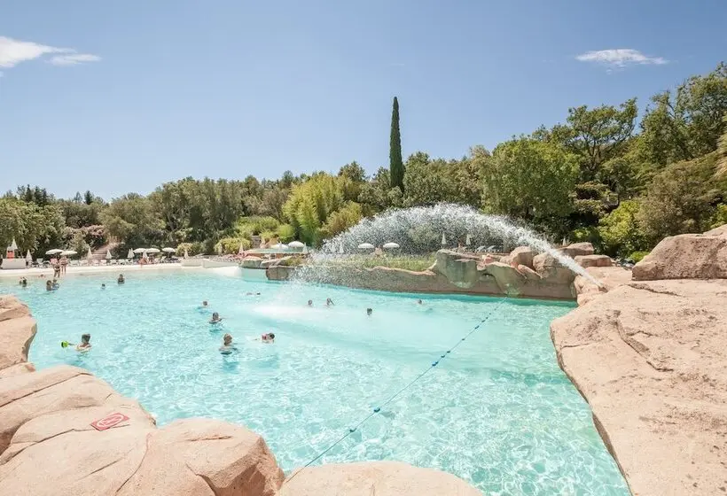 استراحتگاه Residence Pierre & Vacances Les Restanques Du Golfe De Sainttropez