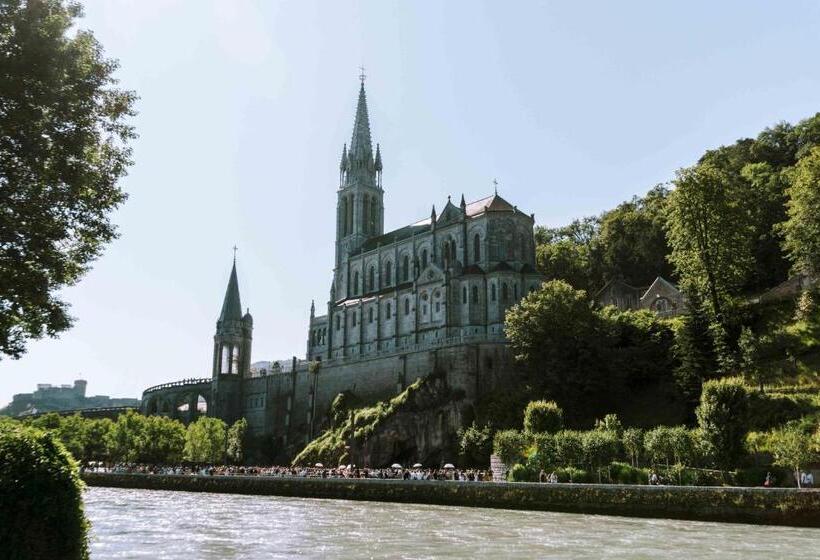 Villa Mariale By Popinns