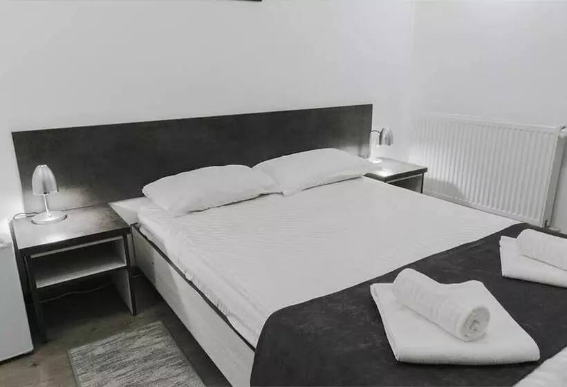 Отель Apollo Central