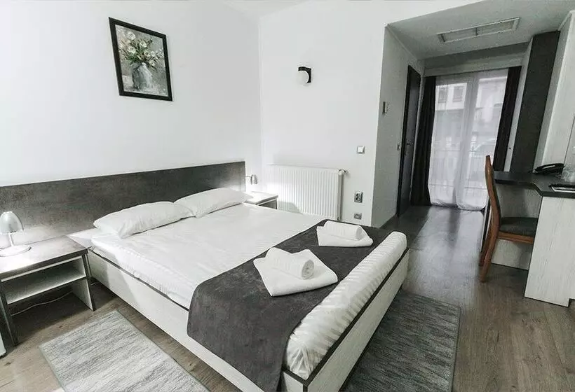 Отель Apollo Central