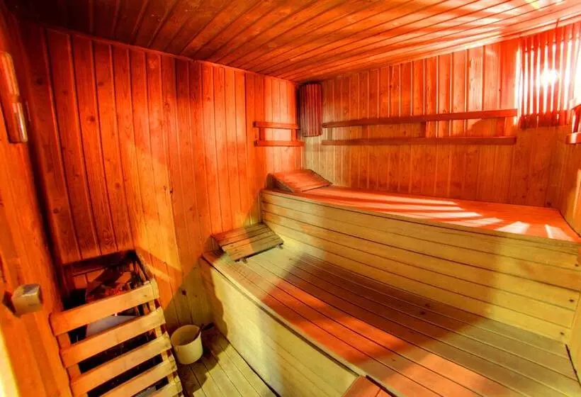 Отель Balneario Parque De Cazorla