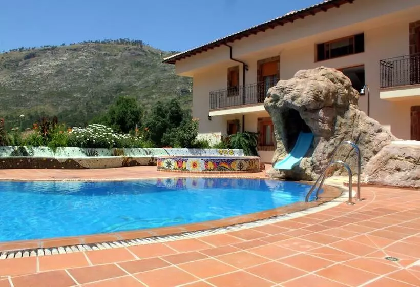Отель Balneario Parque De Cazorla