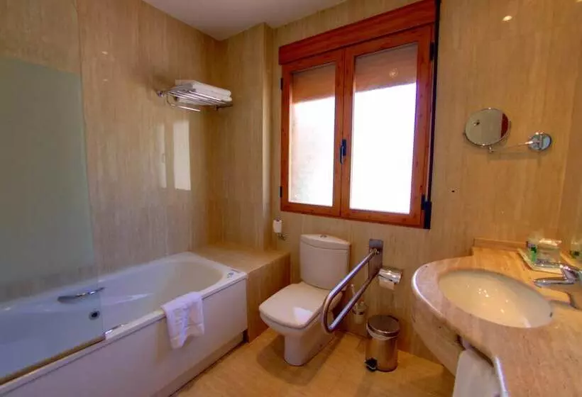 Отель Balneario Parque De Cazorla