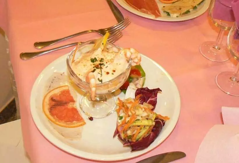 בית מלון כפרי Capinera