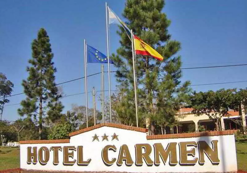 ホテル Carmen