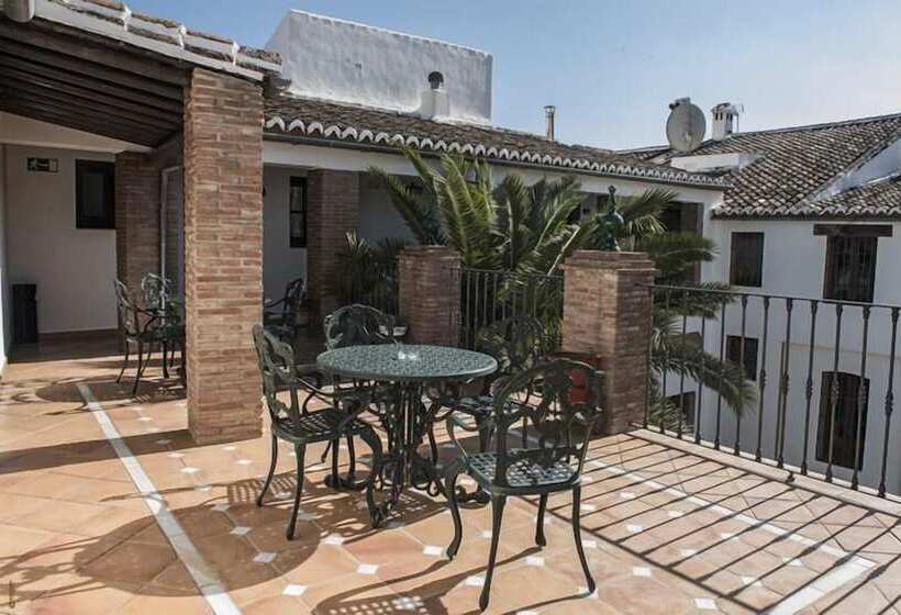 ホテル La Casa Grande De El Burgo