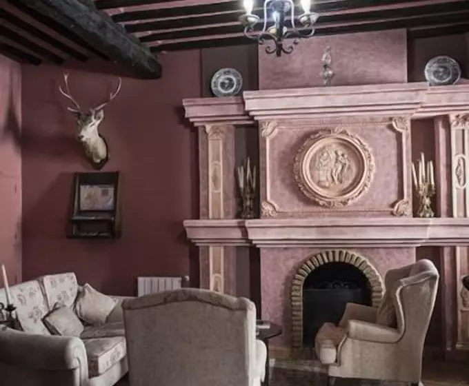 ホテル La Casa Grande De El Burgo