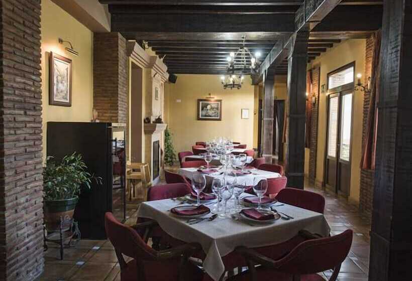 ホテル La Casa Grande De El Burgo