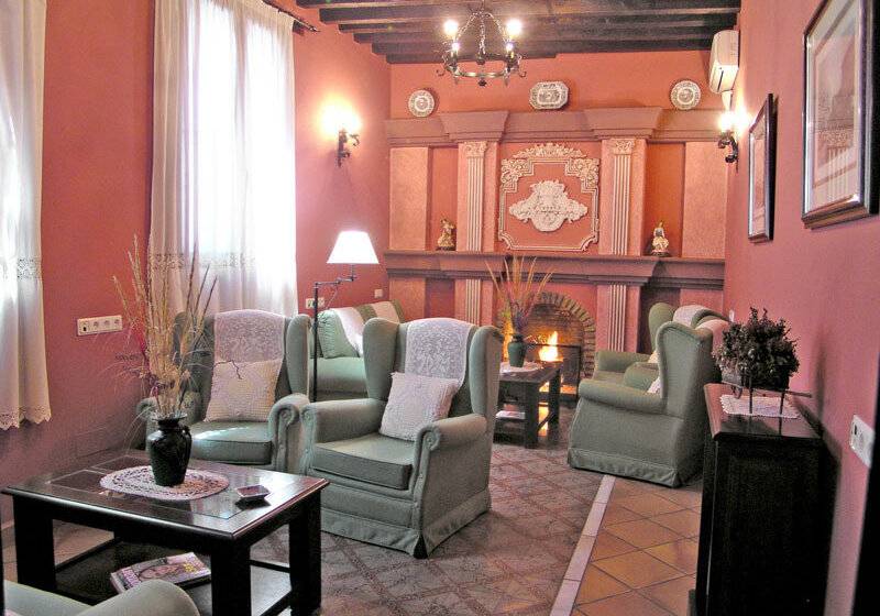 ホテル La Casa Grande De El Burgo