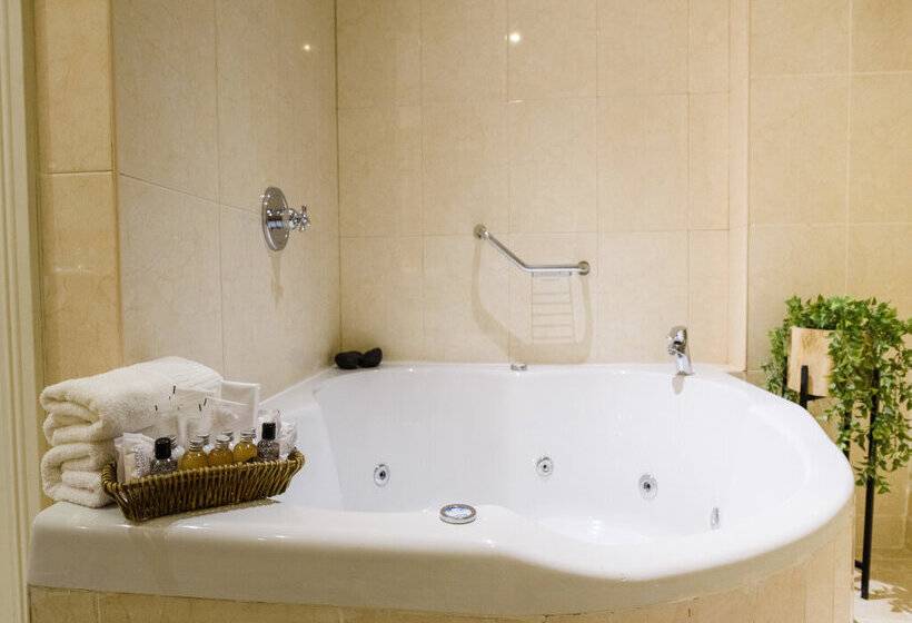 هتل Lagos Del Calafate