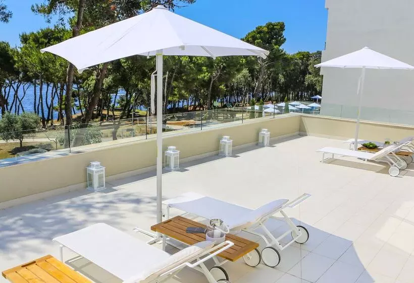 Отель Park Plaza Arena Pula